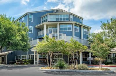 Independence Hill - Senior Living Facility