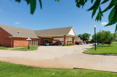 Arbor House of Mustang - Senior Living Facility