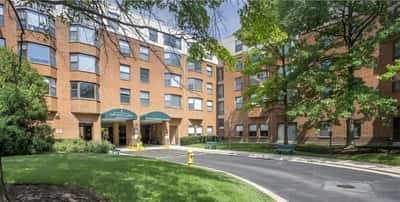 Brookdale Hawthorn Lakes - Senior Living Facility