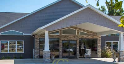 Carriage Crossing Senior Living of Taylorville - Senior Living Facility