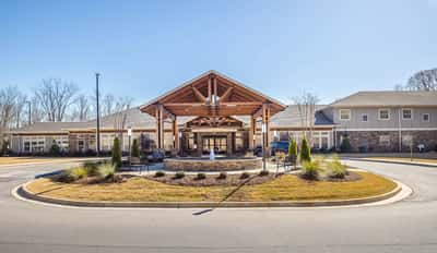 Oaks at Eagle’s Landing - Senior Living Facility