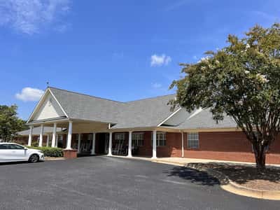 Summer Village Senior Living - Senior Living Facility