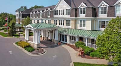 Sunrise of Bloomfield Hills - Senior Living Facility