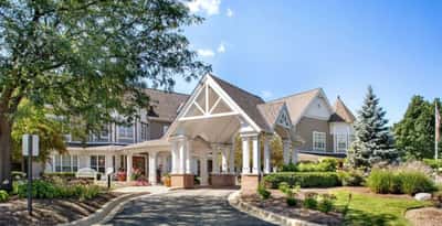 Sunrise of Crystal Lake - Senior Living Facility