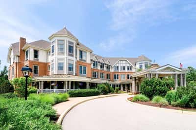 Sunrise of Des Peres - Senior Living Facility