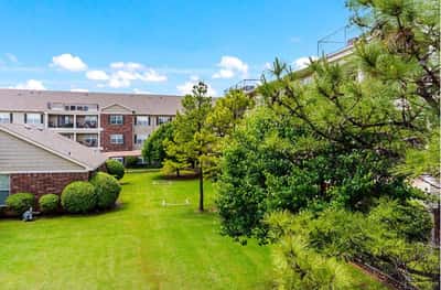 Elison Independent Living of Statesman Club - Senior Living Facility