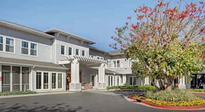 Sunrise of Hermosa Beach - Senior Living Facility
