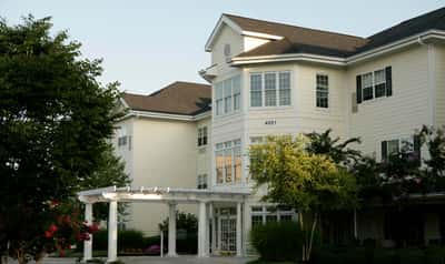 Lynridge of Huntsville - Senior Living Facility