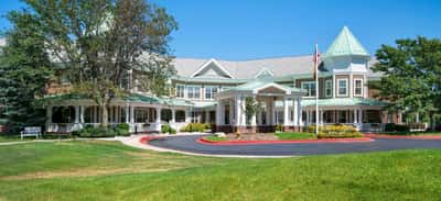 Sunrise at Pinehurst - Senior Living Facility