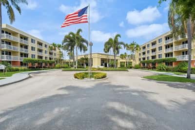 The Terraces at Hollywood - Senior Living Facility