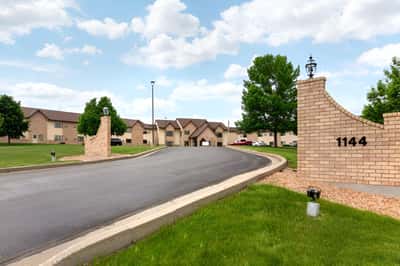 Hay Creek Lodge Senior Living - Senior Living Facility