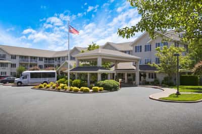 Stoneybrook Lodge Gracious Retirement Living - Senior Living Facility