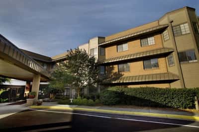 Heritage Woods Senior Living - Senior Living Facility