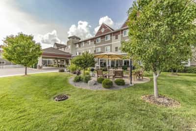 New Perspective Senior Living | Waconia - Senior Living Facility