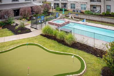 Parkview on Hollybrook - Senior Living Facility