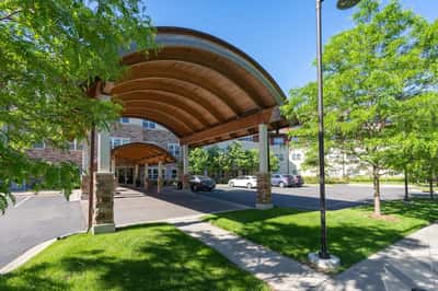 The Glenn Minnetonka - Senior Living Facility