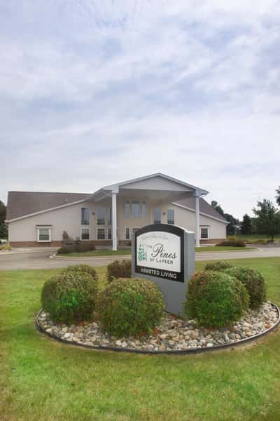 The Ridge at Lapeer - Senior Living Facility