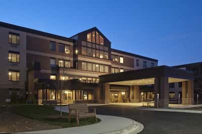 New Perspective Senior Living | West Bend - Senior Living Facility