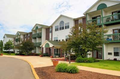 Colonial Woods Senior Apartments - Senior Living Facility