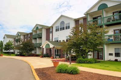 Colonial Woods Senior Apartments - Senior Living Facility