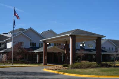 StoryPoint Grand Rapids West (Lincoln Square) - Senior Living Facility