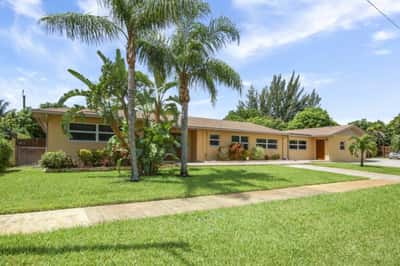 Hibiscus Palace Assisted Living Facilities I - Senior Living Facility