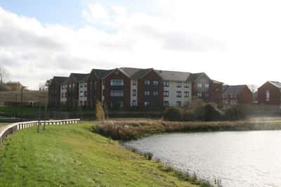 Lakeview Lodge Care Home - Senior Living Facility