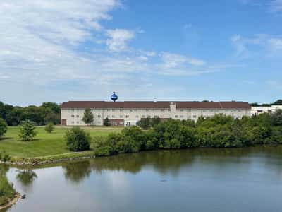 Heritage Woods of Bolingbrook - Senior Living Facility