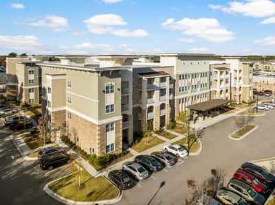 The Mansions at Gwinnett Park Senior Independent Living - Senior Living Facility