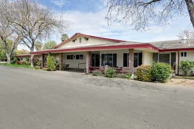 Evergreen Life Care Homes – Madera - Senior Living Facility