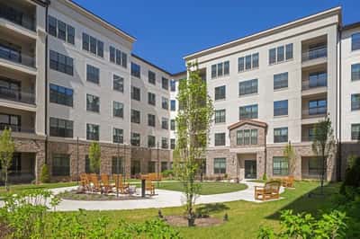 Trevi Vibrant Senior Living - Senior Living Facility
