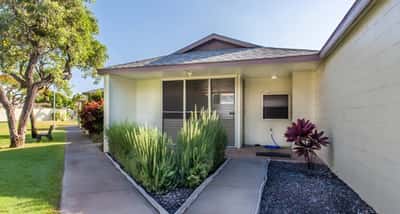 Hale Mahaolu Akahi - Senior Living Facility