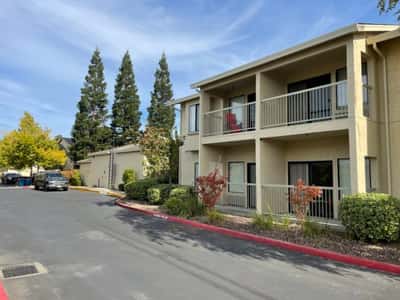Winding Commons Senior Living - Senior Living Facility