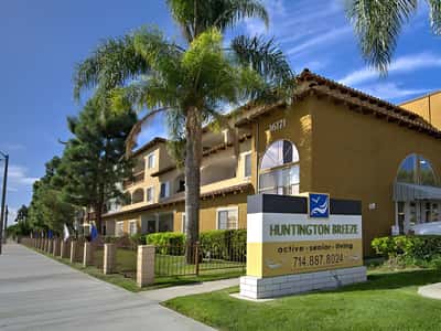 Huntington Breeze - Senior Living Facility