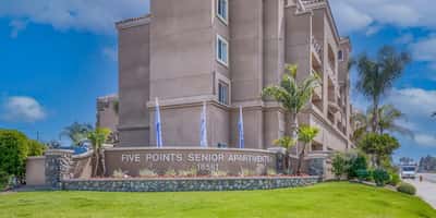 Five Points Seniors - Senior Living Facility