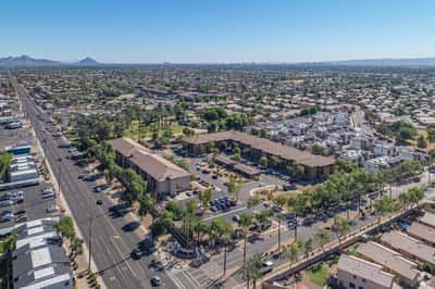 Lifestyles of Glendale - Senior Living Facility