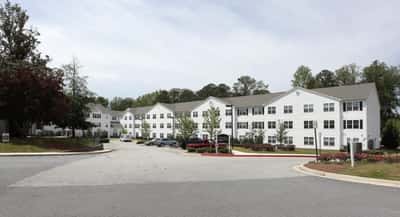 Ashton Arbors Senior Residences - Senior Living Facility