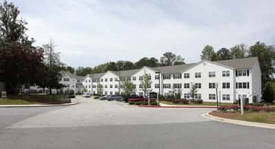 Ashton Arbors Senior Residences - Senior Living Facility