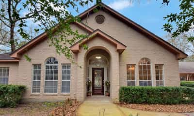 Village Care Homes Assisted Living – Stephen F Austin - Senior Living Facility