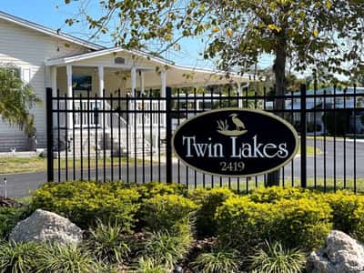 Twin Lakes - Senior Living Facility