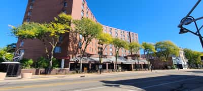 Valkommen Plaza - Senior Living Facility