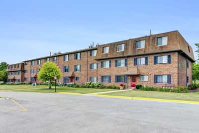 ReNew Poplar Creek - Senior Living Facility