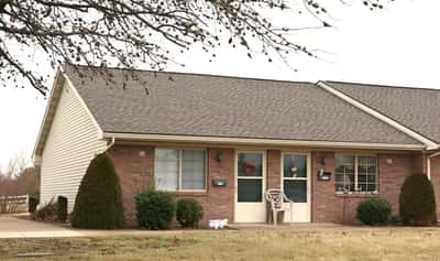 Lakeside Manor Independent Living - Senior Living Facility