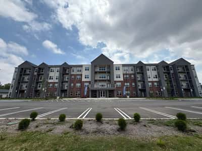 Vista 55+ Living - Senior Living Facility