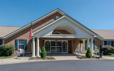 Viva Senior Living at Fredericksburg - Senior Living Facility