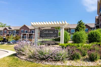 Applewood IV Senior Apartments - Senior Living Facility