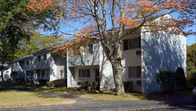 Highland Hills - Senior Living Facility
