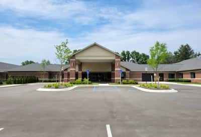 Hampton Manor of Bloomfield Hills - Senior Living Facility