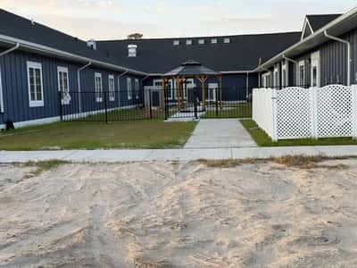 Hampton Manor of Chesapeake - Senior Living Facility