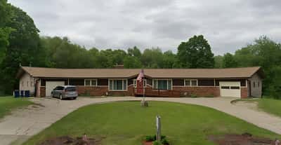 Farleigh’s Senior Care Home - Senior Living Facility